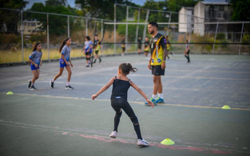 voleibol-escuela-cedef-pic03
